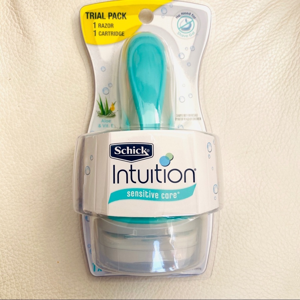 Schick Intuition New Razor & Cartridge trial Pack